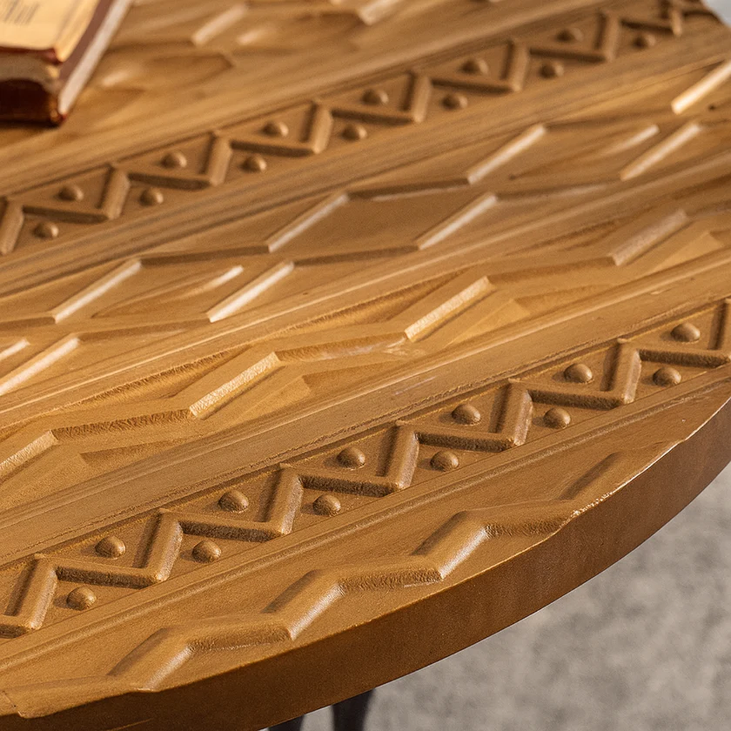 Farmhouse Wooden Round Coffee Table With Carved Top And Metal Legs