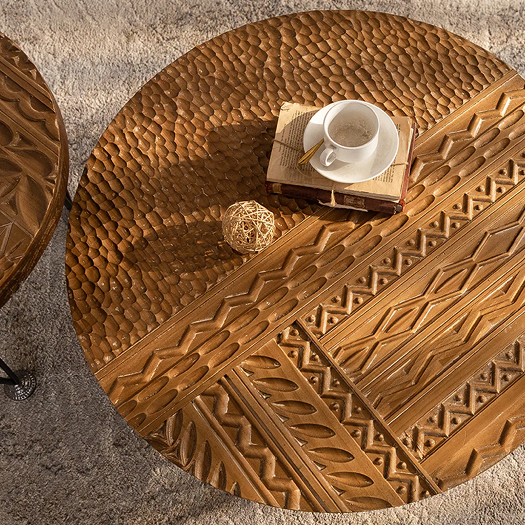 Farmhouse Wooden Round Coffee Table With Carved Top And Metal Legs